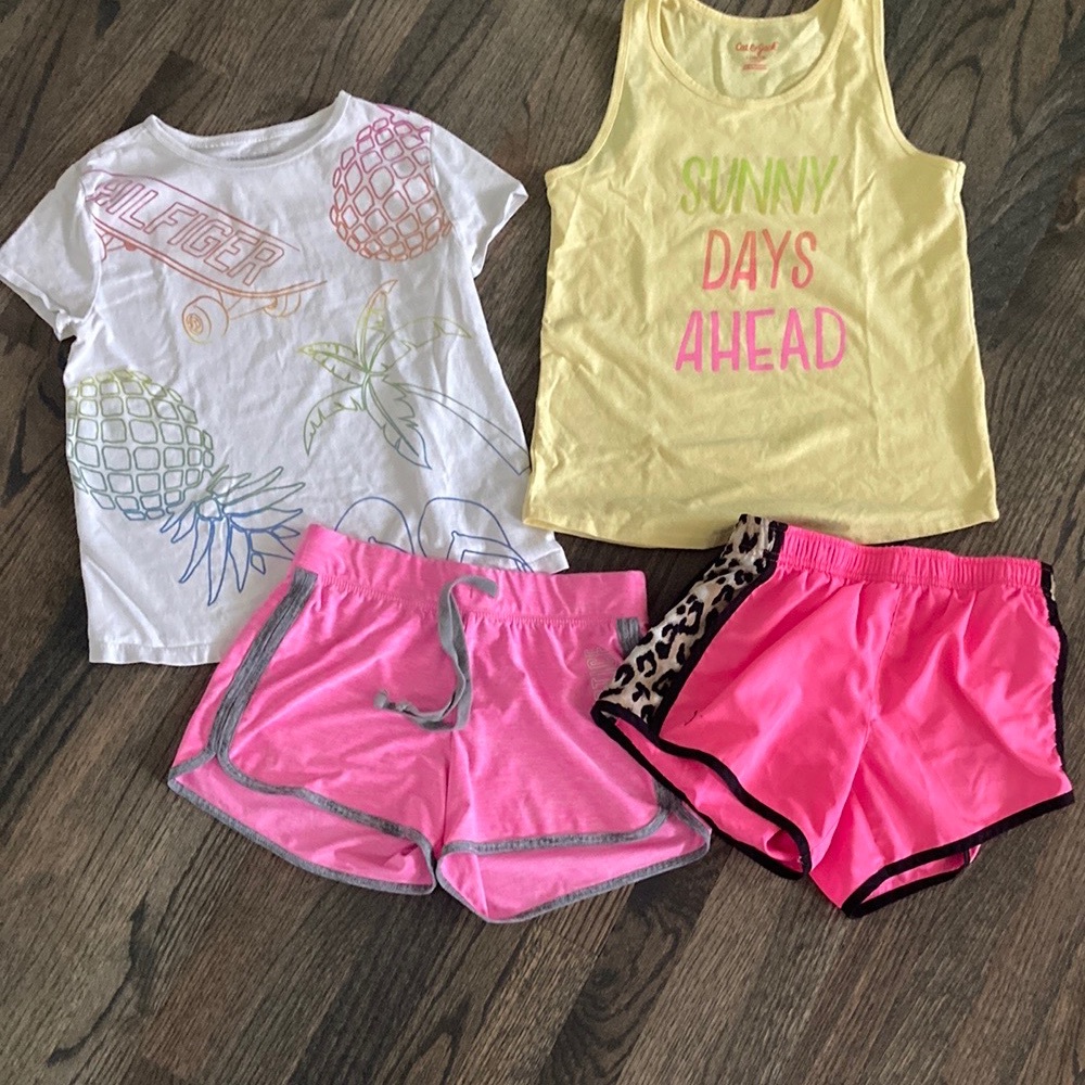4 piece girls shorts and tops lot